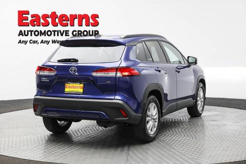 2025 Toyota Corolla Cross LE