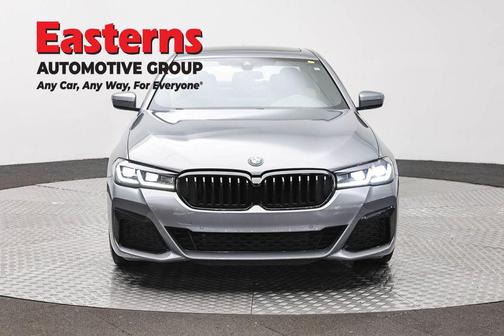 Skyscraper Gray Metallic 2023 BMW 530 i