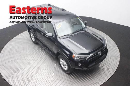 Midnight Black Metallic 2022 Toyota 4Runner SR5 Premium