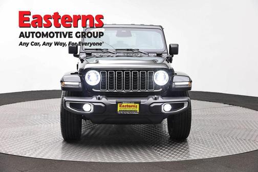 Black Clearcoat 2025 Jeep Wrangler 4xe Sahara