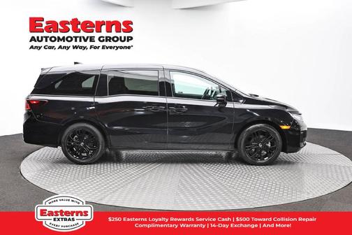 Crystal Black Pearl 2025 Honda Odyssey Sport-L