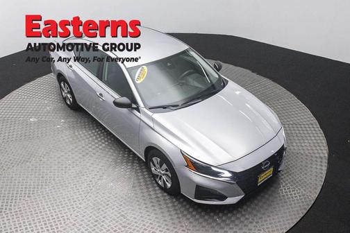 Brilliant Silver Metallic 2024 Nissan Altima S FWD