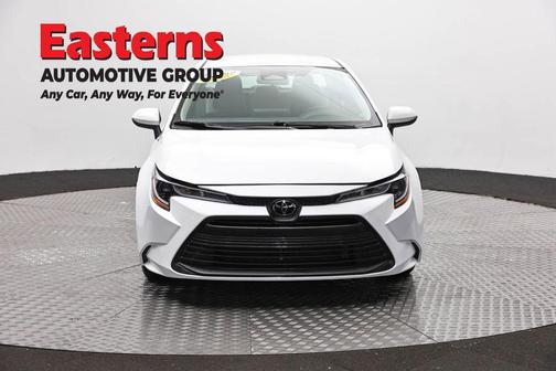 Ice Cap 2024 Toyota Corolla LE