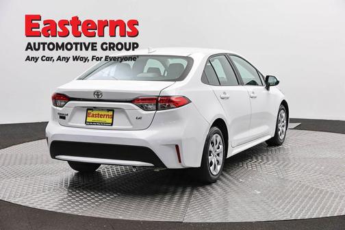Ice Cap 2024 Toyota Corolla LE
