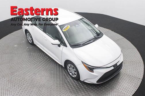 Ice Cap 2024 Toyota Corolla LE