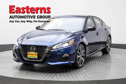 2022 Nissan Altima SR FWD