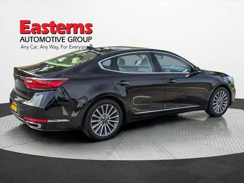2018 Kia Cadenza Premium