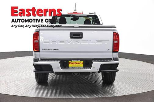 Summit White 2022 Chevrolet Colorado LT