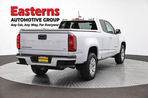 Summit White 2022 Chevrolet Colorado LT
