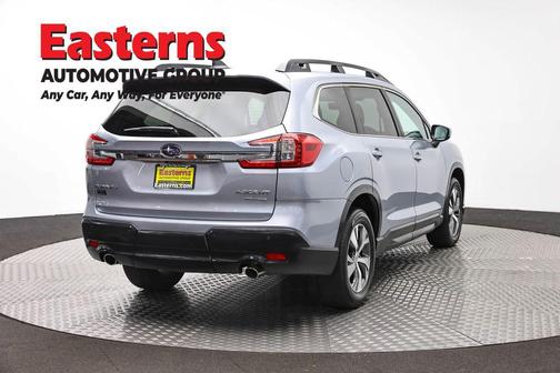 Ice Silver Metallic 2025 Subaru Ascent Premium 7-Passenger