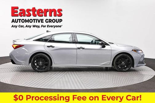 Celestial Silver Metallic 2021 Toyota Avalon XSE