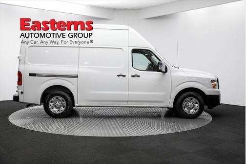 2021 Nissan NV Cargo NV3500 HD S V8