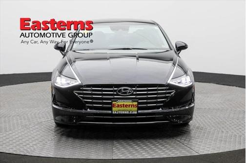 2023 Hyundai SONATA Hybrid SE