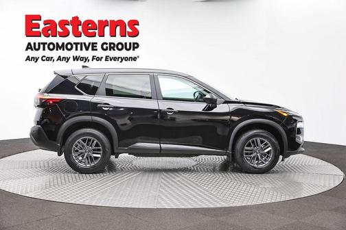 Super Black 2023 Nissan Rogue S