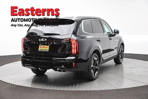 Ebony Black 2025 Kia Telluride S