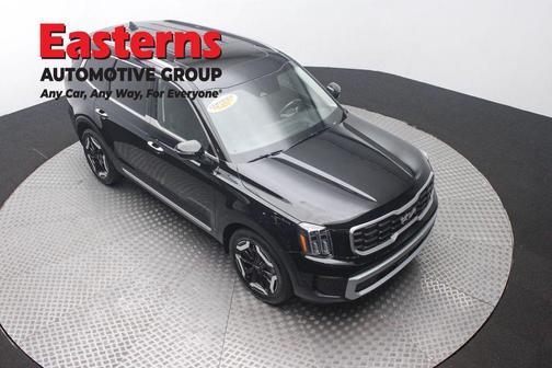 Ebony Black 2025 Kia Telluride S