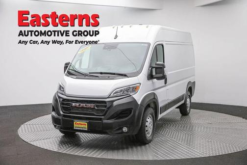 Bright White Clearcoat 2023 RAM ProMaster 2500 High Roof