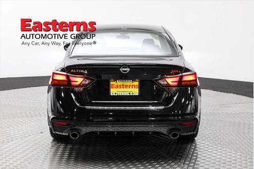 2023 Nissan Altima SR FWD
