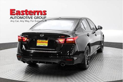 2023 Nissan Altima SR FWD