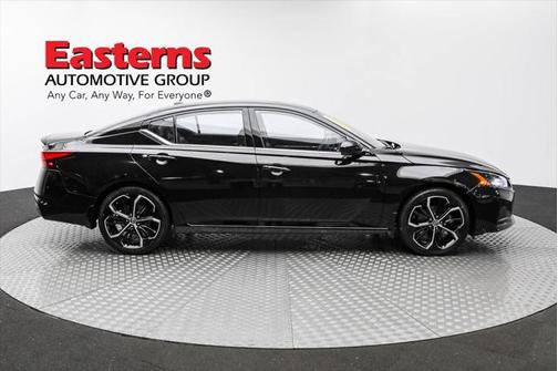 2023 Nissan Altima SR FWD