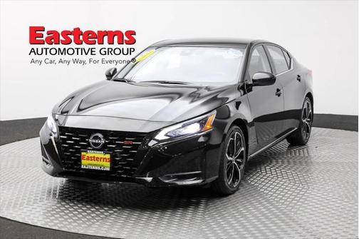 2023 Nissan Altima SR FWD