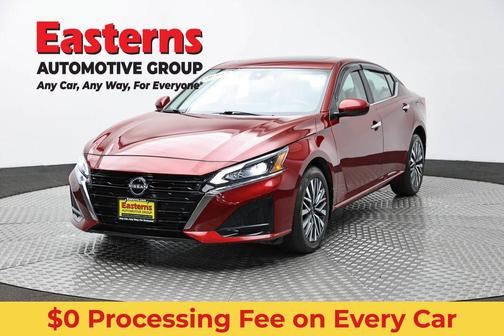 Scarlet Ember Tintcoat 2023 Nissan Altima 2.5 SV
