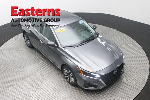 Gun Metallic 2024 Nissan Altima 2.5 SV