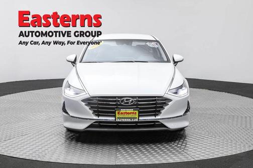 2022 Hyundai SONATA SE