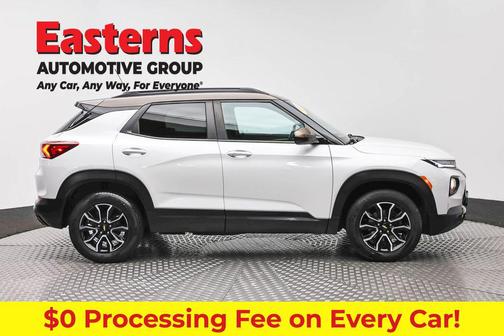 Iridescent Pearl Tricoat 2021 Chevrolet Trailblazer ACTIV