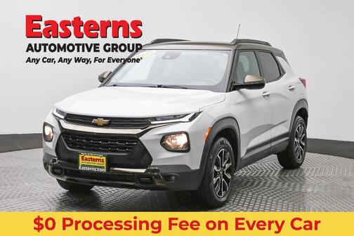 Iridescent Pearl Tricoat 2021 Chevrolet Trailblazer ACTIV
