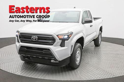 Ice Cap 2024 Toyota Tacoma SR
