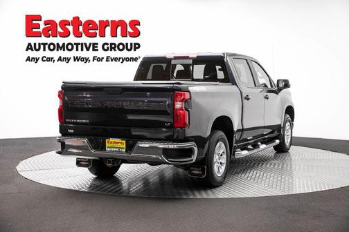 Dark Ash Metallic 2022 Chevrolet Silverado 1500 LT