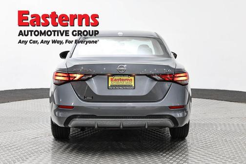 Gun Metallic 2024 Nissan Sentra SV