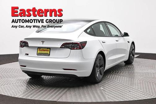 White 2023 Tesla Model 3 Standard Range