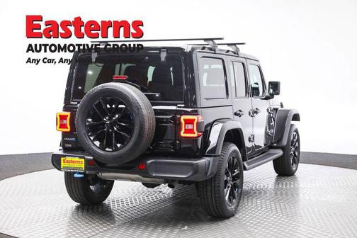 Black Clearcoat 2022 Jeep Wrangler Unlimited 4xe Sahara