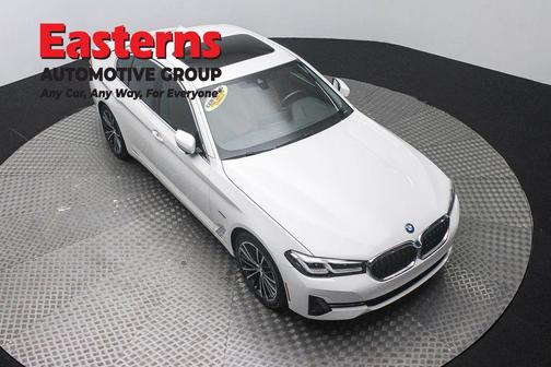 Alpine White 2023 BMW 530e Base