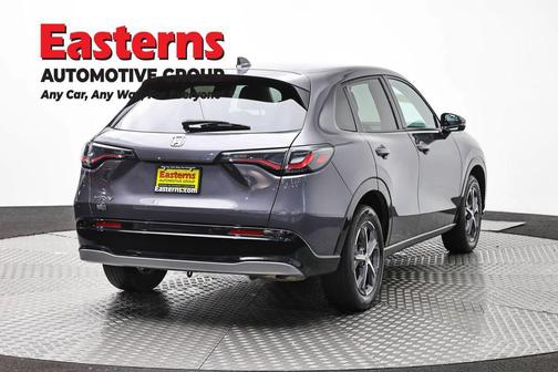 Lunar Silver Metallic 2023 Honda HR-V EX-L