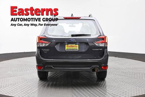 Magnetite Gray Metallic 2023 Subaru Forester Limited