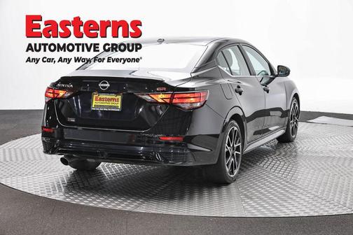 Super Black 2024 Nissan Sentra SR