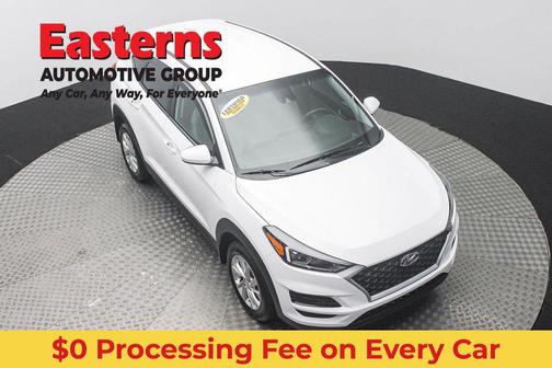 Dazzling White 2019 Hyundai TUCSON SE