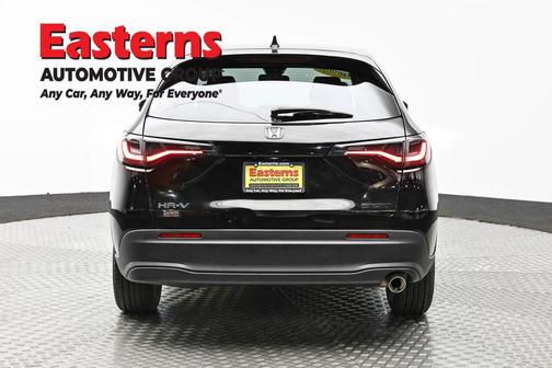 Crystal Black Pearl 2023 Honda HR-V AWD Sport