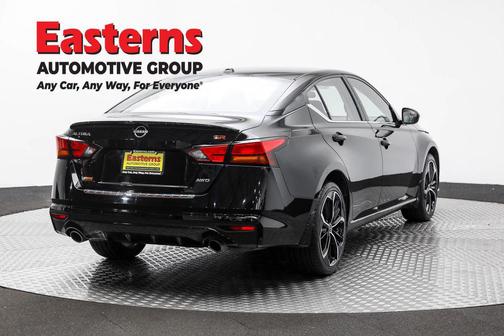 2023 Nissan Altima SR Intelligent AWD