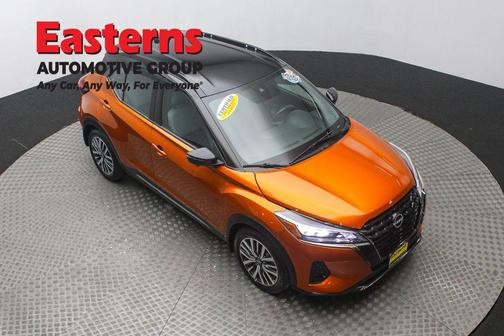 2023 Nissan Kicks SR