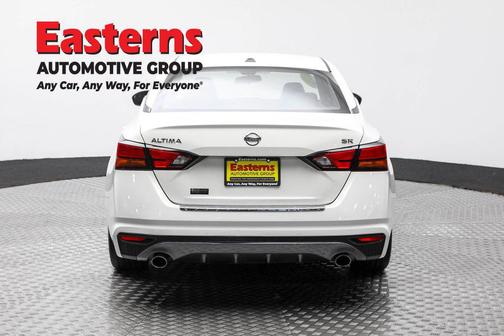 2022 Nissan Altima SR FWD