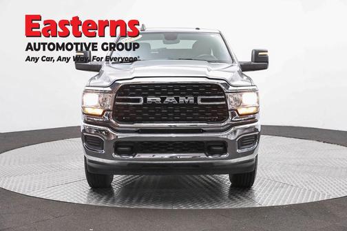 Billet Silver Metallic Clearcoat 2024 RAM 2500 Big Horn Crew Cab 4x4 6'4' Box