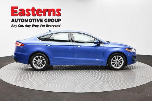 VELOCITY BLUE 2020 Ford Fusion SE