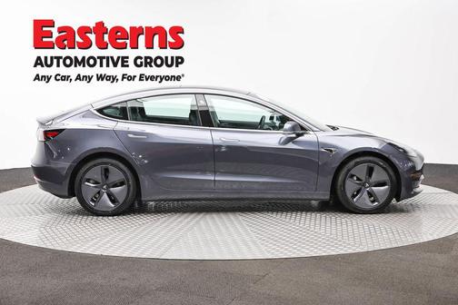 Gray 2019 Tesla Model 3 Long Range