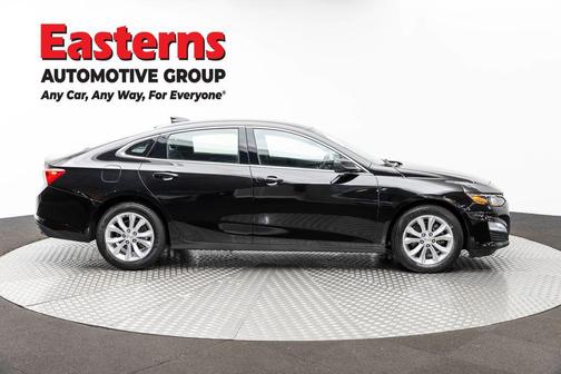 Mosaic Black Metallic 2023 Chevrolet Malibu FWD 1LT