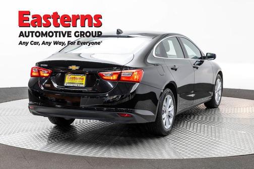 Mosaic Black Metallic 2023 Chevrolet Malibu FWD 1LT
