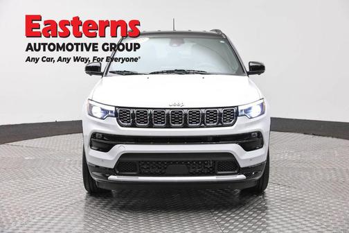 Bright White Clearcoat 2024 Jeep Compass Limited